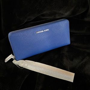 BRAND NEW MK BLUE WALLET💙